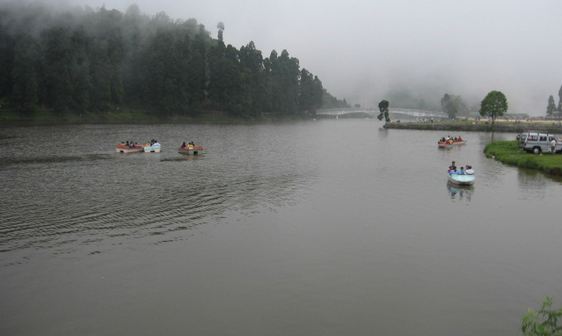 mirik lake view darjeeling