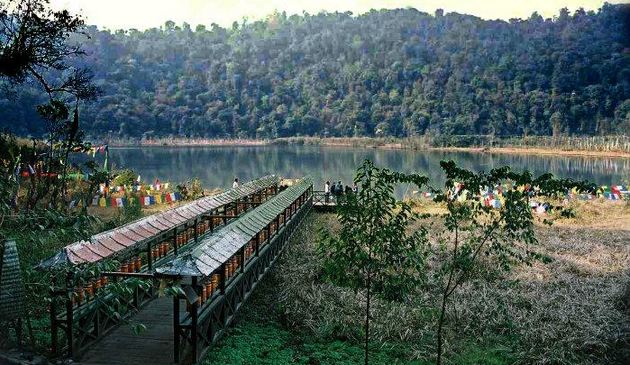 khecheopalri lake view